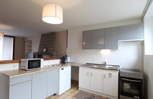 Les Pieux Cottage | Charming Renovated House with Modern Amenities, WiFi, and Nearby Beach Access