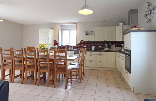 Landisacq Cottage | Charming Restored Cottage with Large Garden, Near Hiking Trails, Pet-Friendly, WiFi, and More!