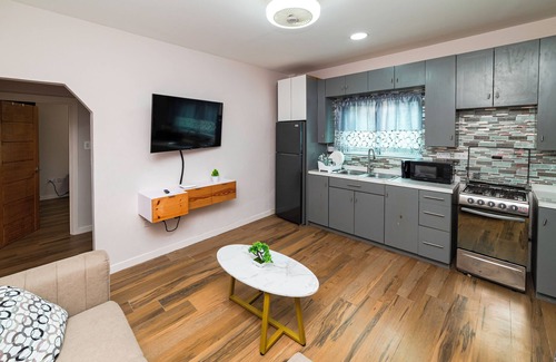 Calvigny Apartment | Charming Retreat in St. George – Relax in Comfort Close to Local Attractions