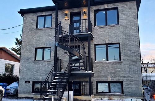 Lafleche Condo | Charming Retreat Near Montreal: Sleeps 7, Pet-Friendly, Free Parking!