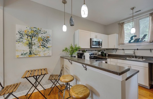 Monroe Ward Apartment | Charming Richmond Retreat Near Riverside Park!