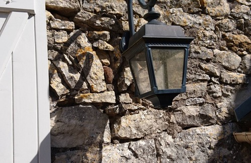 Turenne House | Charming Romantic Petit Chateau - all inclusive - in Turenne Centre