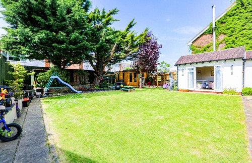 Upper Beeding Apartment | Charming Self Contained Garden Studio UpperBeeding
