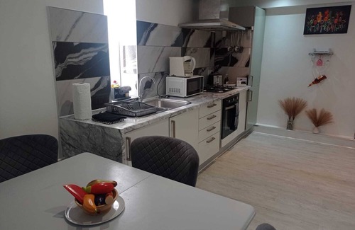 Alibon Apartment | Charming spacious 1-Bed Apartment in Dagenham