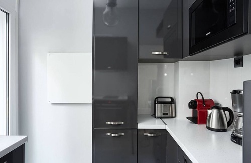 Ilisia Apartment | Charming Studio Apartment