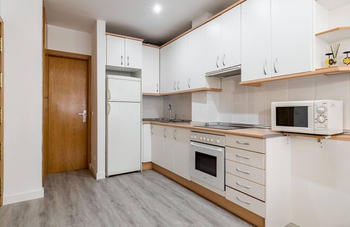 Prosperidad Apartment | Charming Studio Avenida América - Your cozy shelter in Madrid