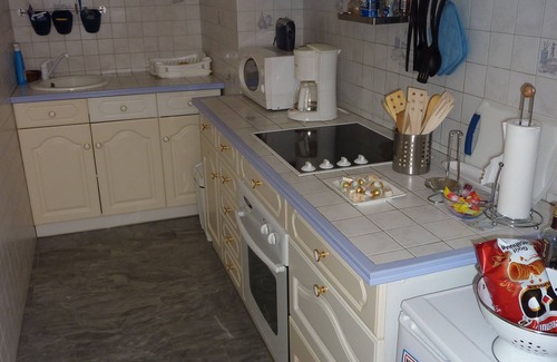 Cros-de-Cagnes Apartment | Charming studio of 35 m² in secure residence 100 m from the beach.