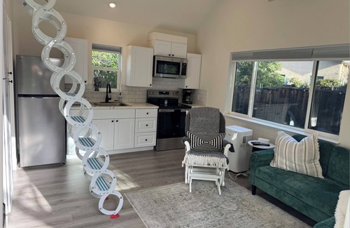 Danville Apartment | Charming studio in delightful Danville with free wifi and in-unit washer/dryer.