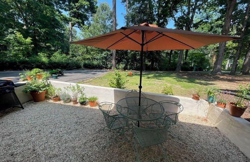 North Chesterfield Apartment | Charming studio in Richmond near James River and the city