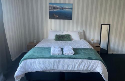 Lake Hayes Apartment | Charming Studio with Remarkable views