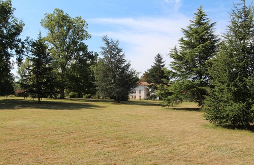 Montans House | Charming suite in the Tarn, the Grenier