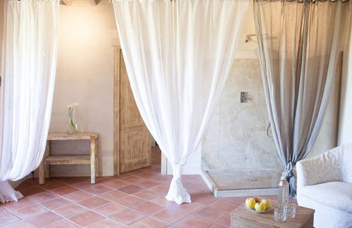Chianciano Terme Other | Charming Suite in Tuscan farmhouse villa with pool