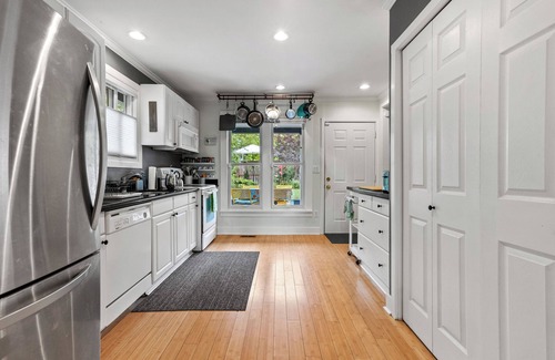 Columbia City House | Charming Sun Kissed Garden Home in Columbia City