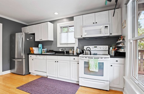 Columbia City House | Charming Sun Kissed Garden Home in Columbia City