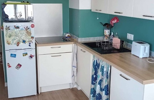 Stella-Plage Apartment | Charming T2 with Terrace in Stella Beach, Pets Allowed