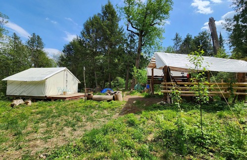 Nipissing RV Rental | Charming Tent with Outdoor Kitchen and Outhouse, 30min drive to North Bay.