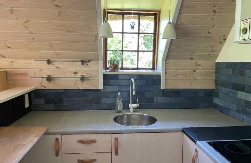 Skaverup House | Charming Thatched Cottage Near The Water