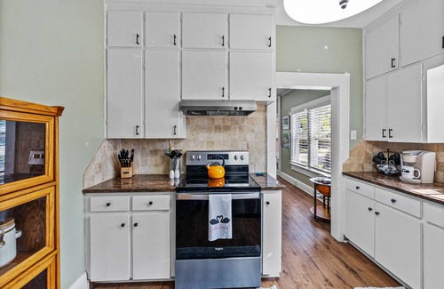 Dixieland House | Charming three bedroom one bath bungalow located n Dixieland Historic District