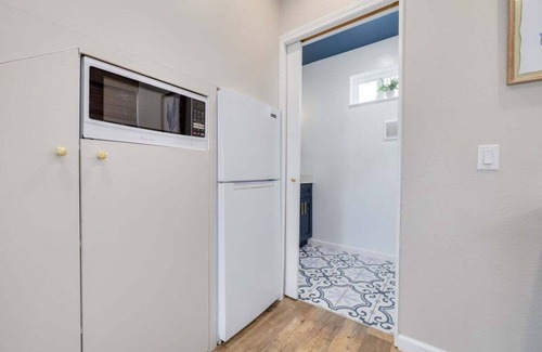 Dunedin House | Charming Tiny Home w/Pool in Downtown Dunedin