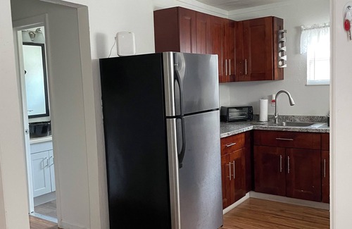Winter Haven House | Charming Town House — 10 Minutes from the Legoland Park and Downtown