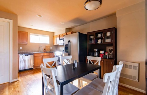 Greenwood House | Charming Townhome Walk to Food & Shops, EV Charger
