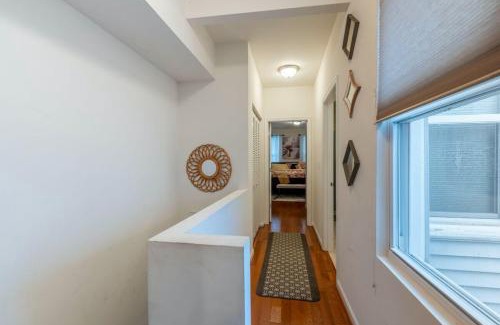 Canton Apartment | Charming Townhouse Sleeps 7 With Private terrace Garden