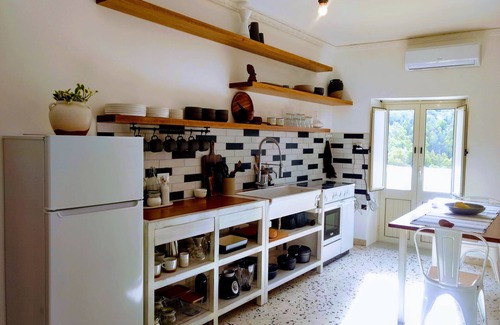 Caccamo House | Charming townhouse with garden surrounded by medieval history!