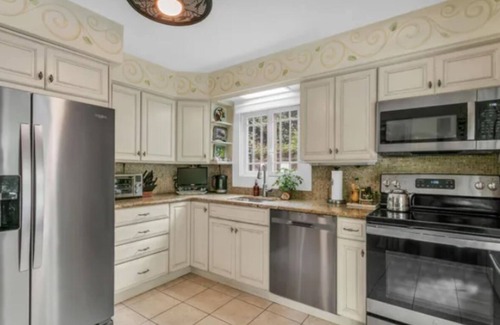 Highlands House | Charming Tudor-Style Home with Ultimate Privacy in the Highlands