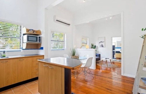 New Farm Apartment | Charming UNIT in the heart of New Farm, BNE.