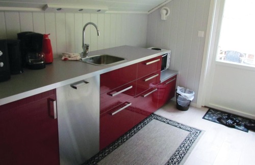 Gjesdal Apartment | Charming vacation apartment in picturesque surroundings.