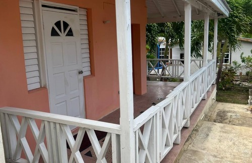 Cane Garden House | Charming vacation home