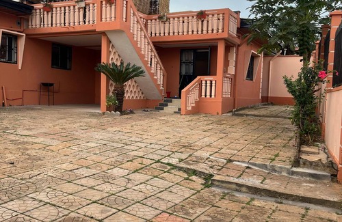 Yaounde Villa | Charming Villa at Eva Garden - Havre de Paix 10 min from Yaoundé Airport