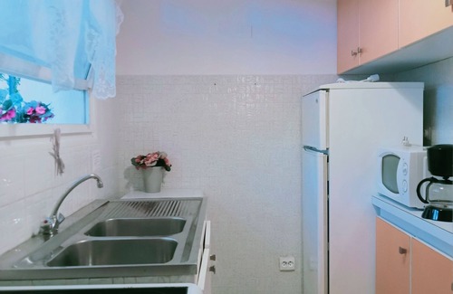Grosseto-Prugna Apartment | Charming villa: Charming F2, 5-minute walk from the beach.