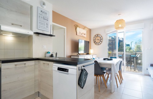 Serignan Villa | Charming villa for 8 people with garden