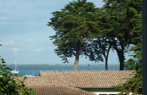 Le Canon House | Charming Villa, 3 Bedrooms, 2 Bathrooms, 5mn walk from the beaches of Canon