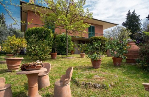 Fornello House | Charming villa in the Tuscan countryside within easy reach of Florence, Pisa and Lucca