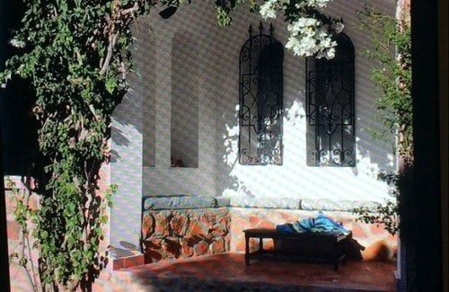 Taklisah Villa | Charming villa with pool