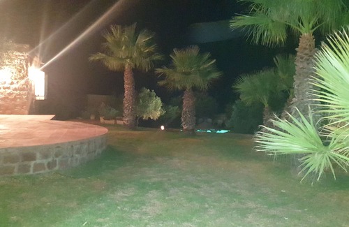 Taklisah Villa | Charming villa with pool