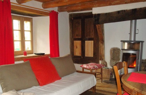 Domaize House | Charming village house surrounded by beautiful nature