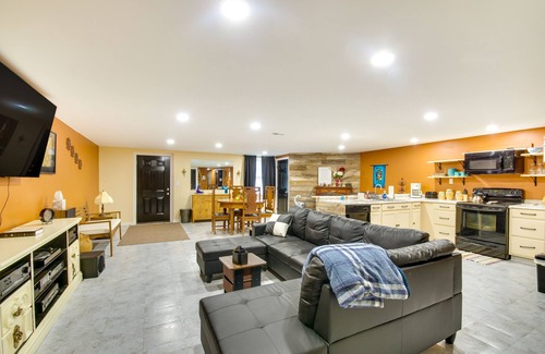 Lynchburg Apartment | Charming Virginia Getaway Near Hiking & Golfing!