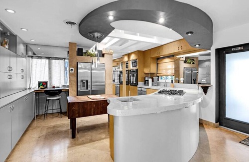 Fort Lauderdale House | Charming Waterfront Pool Home