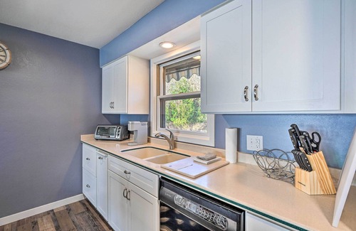 Wausau Cottage | Charming Wausau Cottage: On-Site Lake Access!