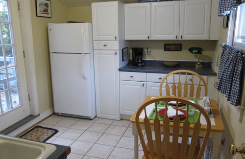Middleburg Cottage | Charming Writer's Cottage in the Heart of Middleburg