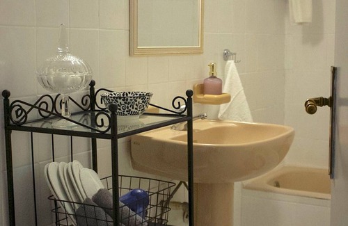 Attiki Apartment | Charmy apartment in the heart of Athens