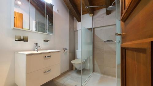 Ravaisch Apartment | Chasa Val Bella