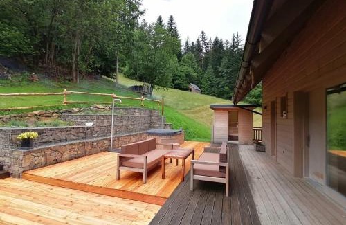Kolarovice Ski Chalet | Chata Čerenka