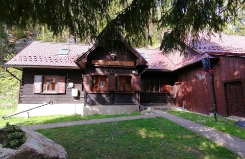 Kvacany Ski Chalet | Chata Horáreň Meštrová