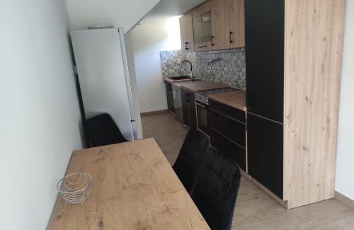 Kaluza House | Chata na šírave