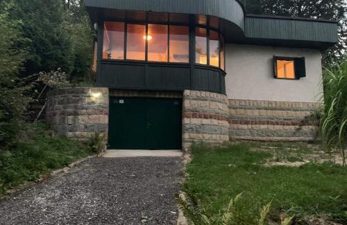Rostin Ski Chalet | Chata na Bunči