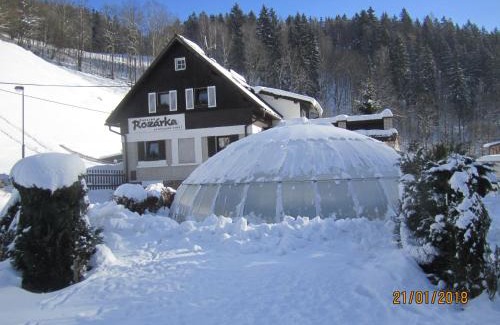 Dolni Dvur Ski Chalet | Chata Rozárka